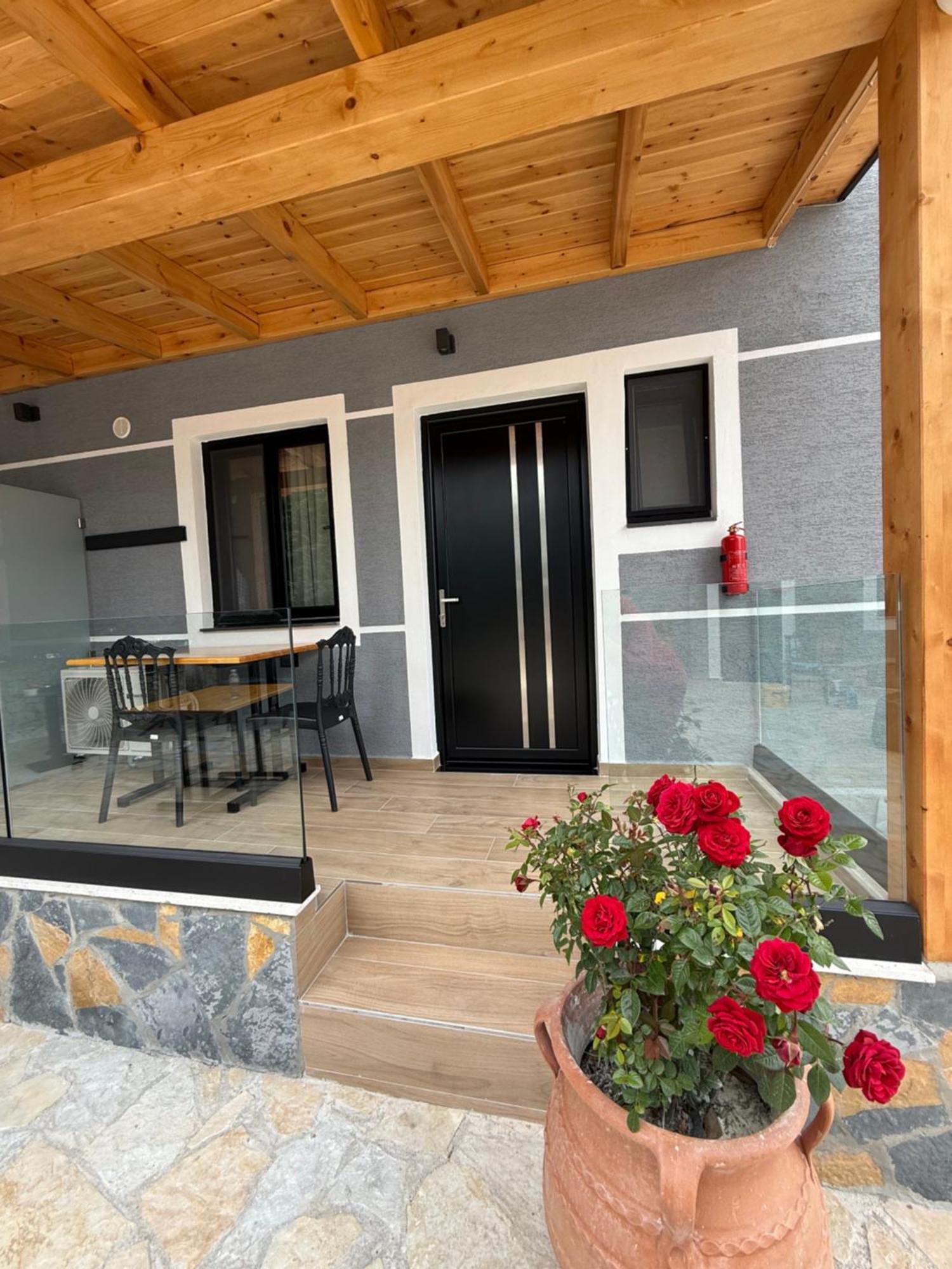 La Familia Apartamento Ksamil
